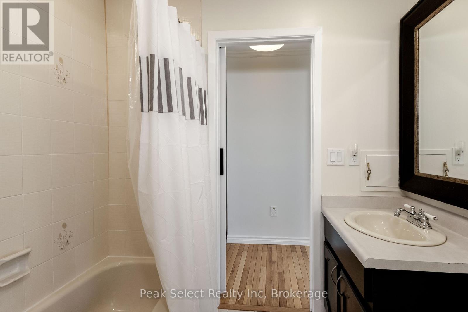 7 Hillside Court, St. Marys, Ontario  N4X 1C3 - Photo 25 - X13493242