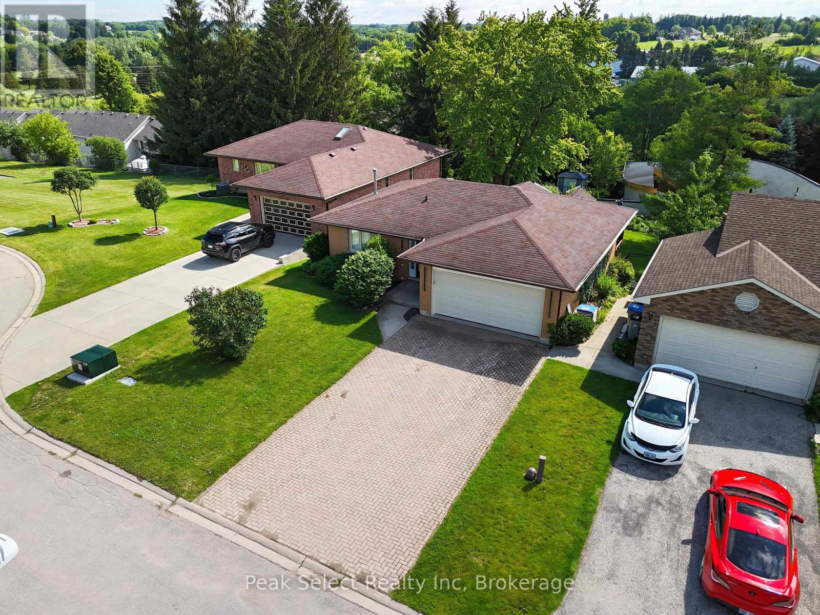 7 Hillside Court, St. Marys, Ontario  N4X 1C3 - Photo 8 - X13493242
