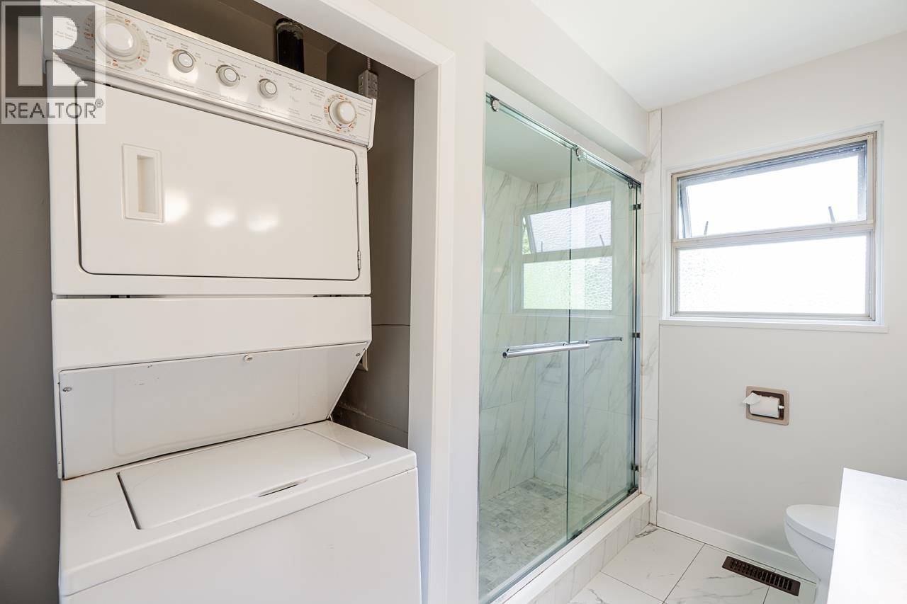 5089 Inman Avenue, Burnaby, British Columbia  V5G 2Y7 - Photo 12 - R3140245
