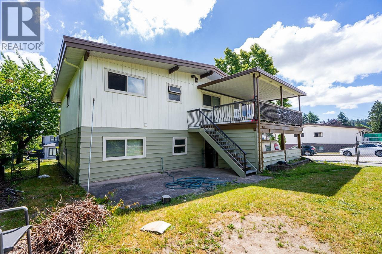 5089 Inman Avenue, Burnaby, British Columbia  V5G 2Y7 - Photo 4 - R3140245