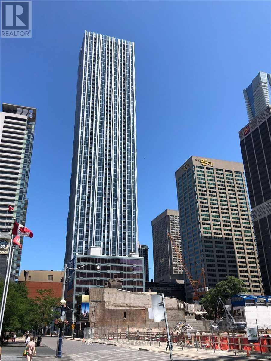 2805 - 1 YORKVILLE AVENUE, Toronto, Ontario