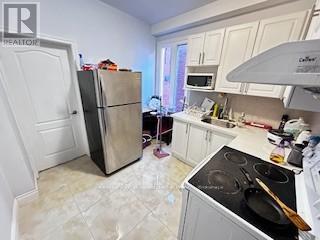 201 - 475 BATHURST STREET, Toronto, Ontario