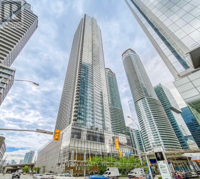 5205 - 10 YORK STREET, Toronto, Ontario