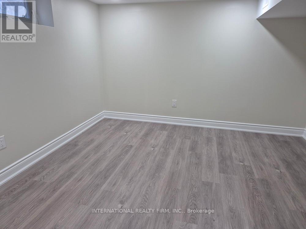 164 Central Park Boulevard S, Oshawa, Ontario  L1H 5W7 - Photo 5 - E13493184