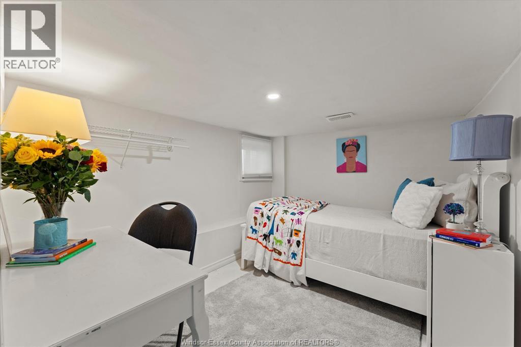 965 Bridge, Windsor, Ontario  N9B 2M9 - Photo 29 - 26015324