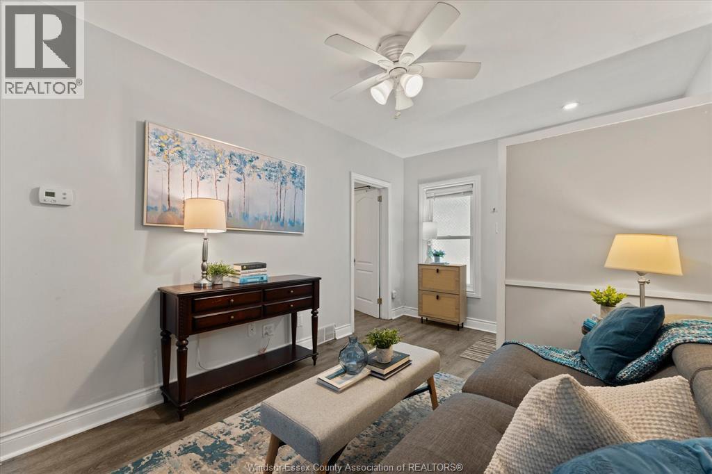 965 Bridge, Windsor, Ontario  N9B 2M9 - Photo 7 - 26015324