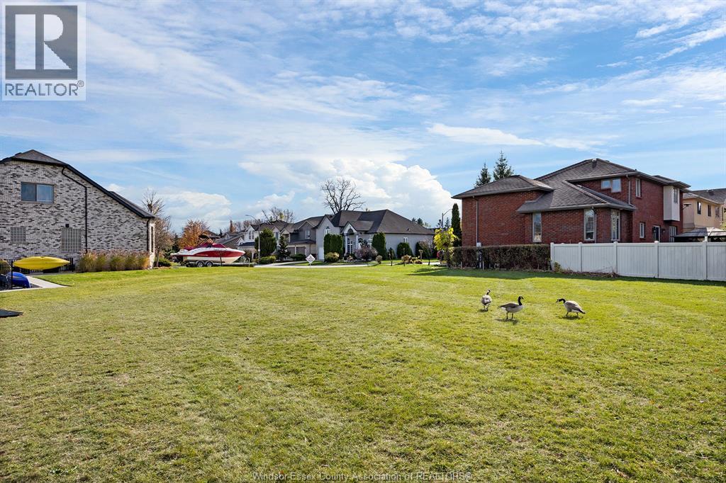 256 Moceri Crescent, Lakeshore, Ontario  N8N 5A9 - Photo 23 - 26015322