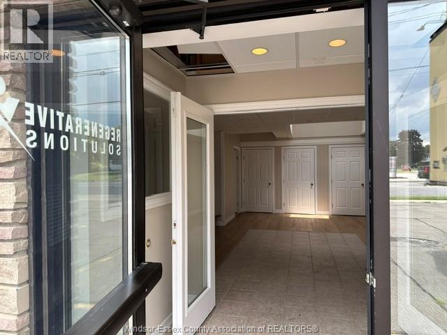 585 St. Clair Street, Chatham, Ontario  N7L 3L3 - Photo 3 - 26015286