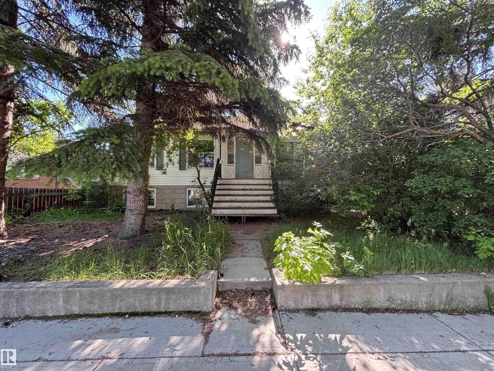 6713 106 ST NW NW, Edmonton, Alberta