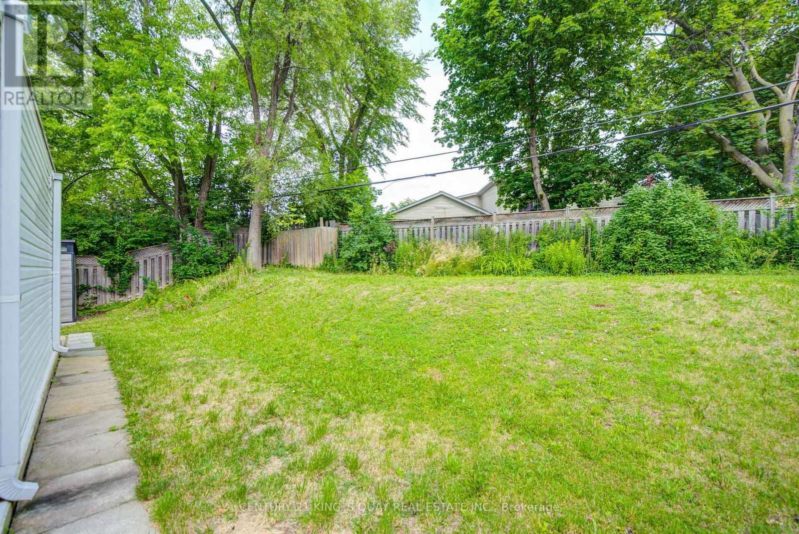 18 Benhur Crescent, Toronto, Ontario  M1H 1P3 - Photo 22 - E13489678