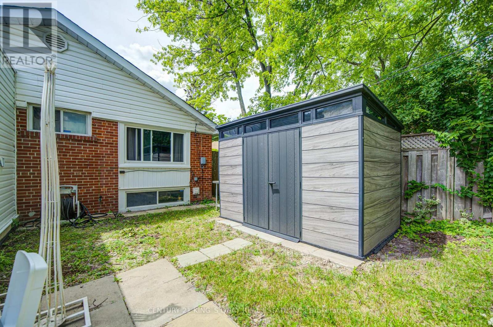 18 Benhur Crescent, Toronto, Ontario  M1H 1P3 - Photo 23 - E13489678