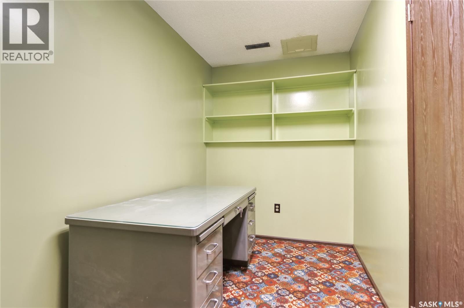 951 Grandview Street W, Moose Jaw, Saskatchewan  S6H 5M1 - Photo 22 - SK040765