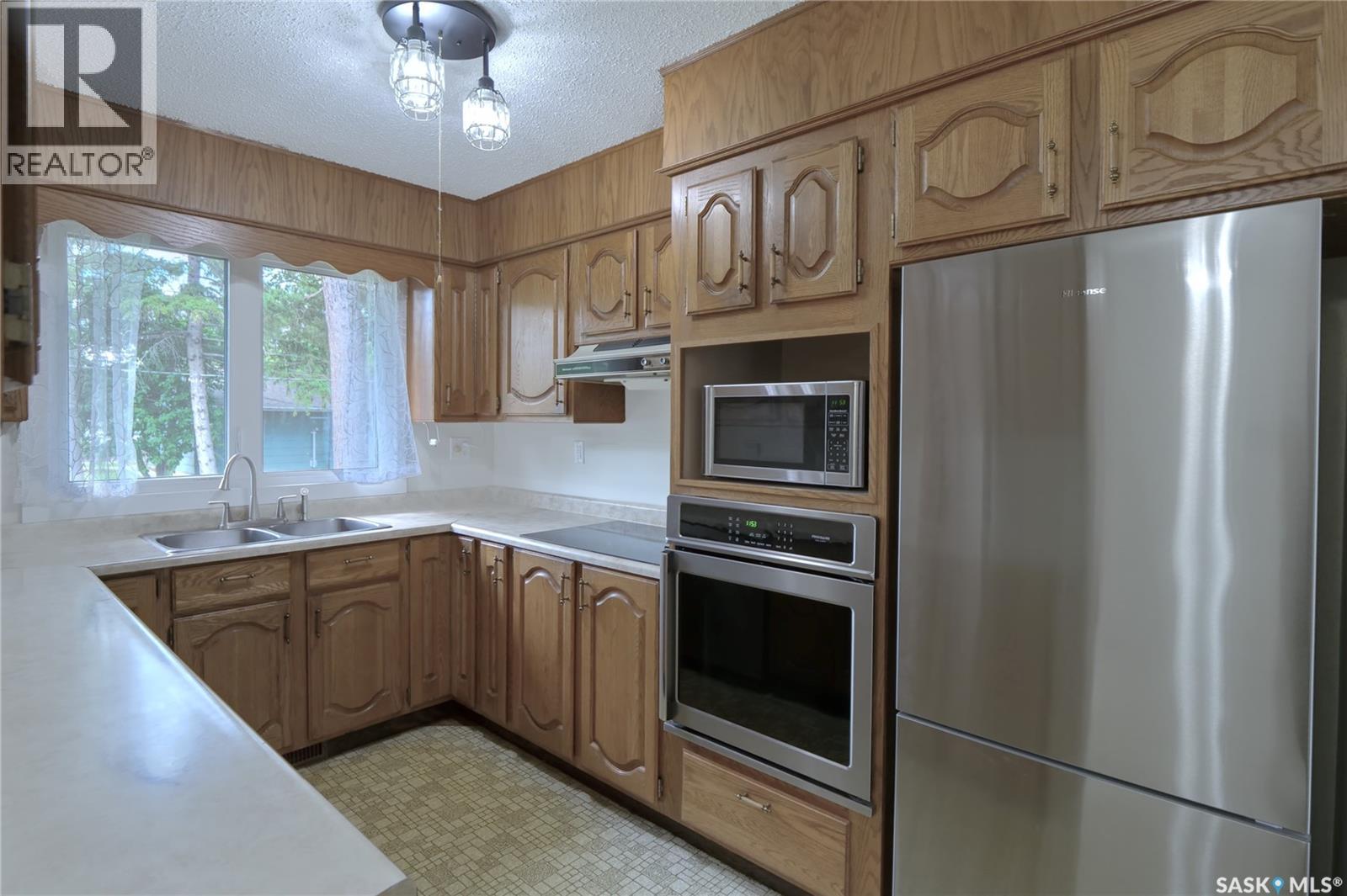 951 Grandview Street W, Moose Jaw, Saskatchewan  S6H 5M1 - Photo 8 - SK040765