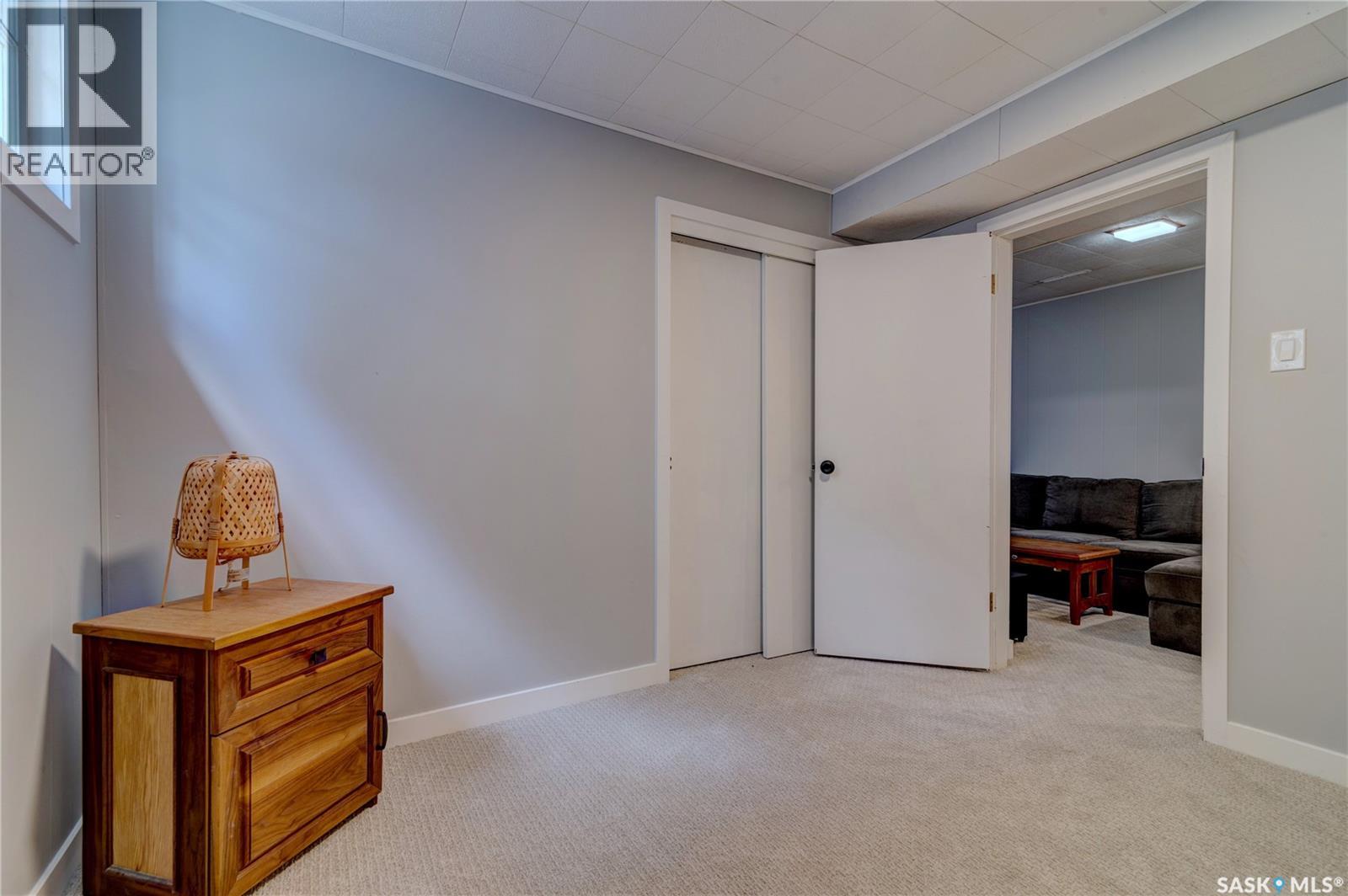 2552 Elliott Street E, Regina, Saskatchewan  S4N 3H5 - Photo 22 - SK040648