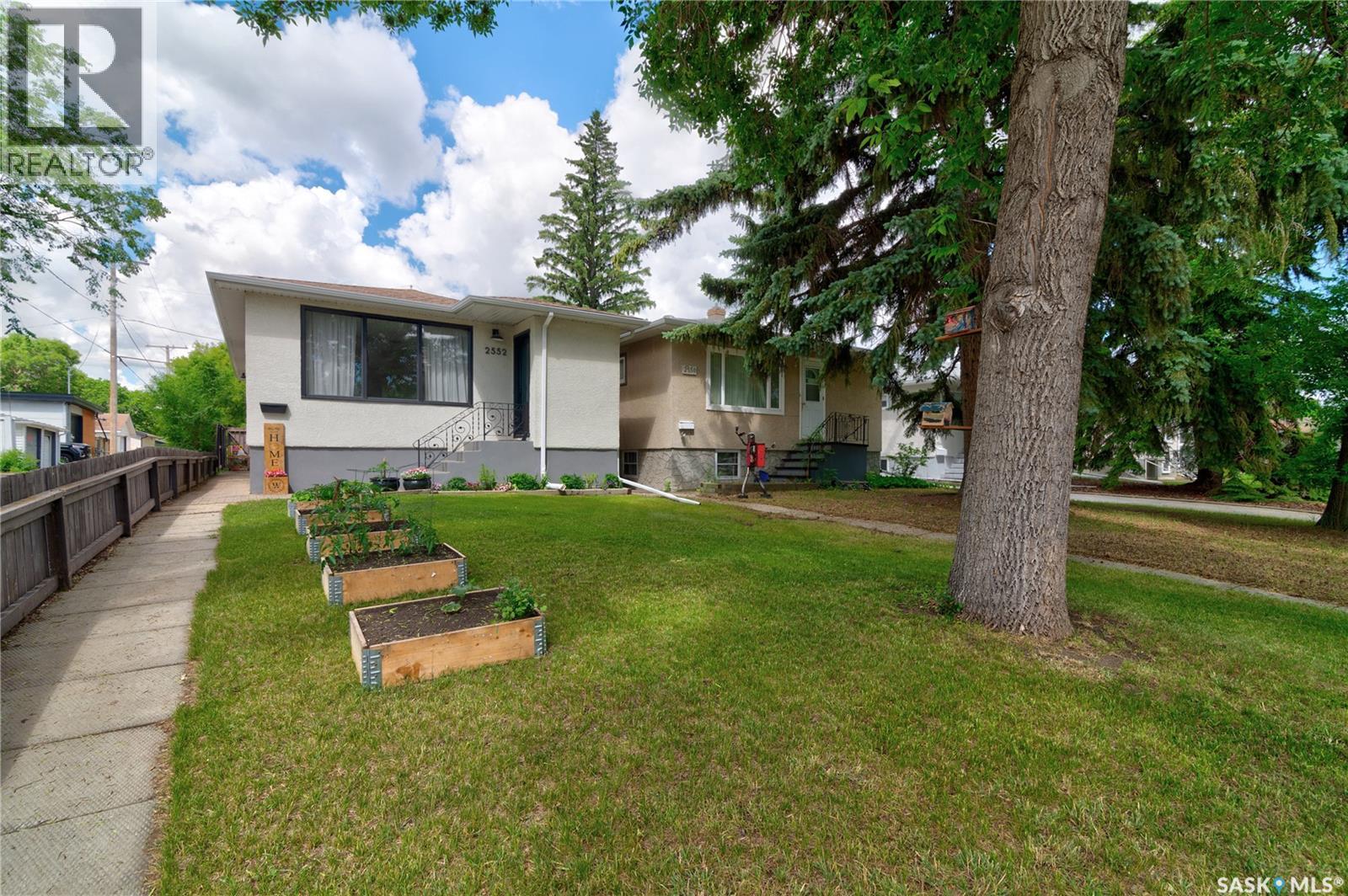 2552 Elliott Street E, Regina, Saskatchewan  S4N 3H5 - Photo 37 - SK040648