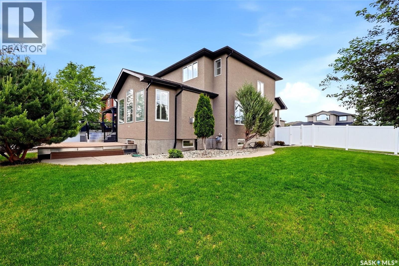 8025 Wascana Gardens Crescent, Regina, Saskatchewan  S4V 1G8 - Photo 50 - SK040560