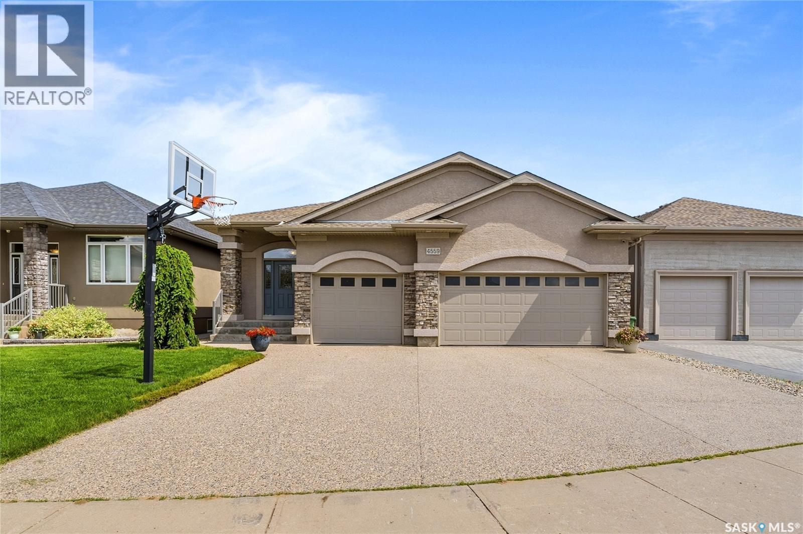 4559 Cudmore Crescent, Regina, Saskatchewan  S4X 0B7 - Photo 1 - SK040558