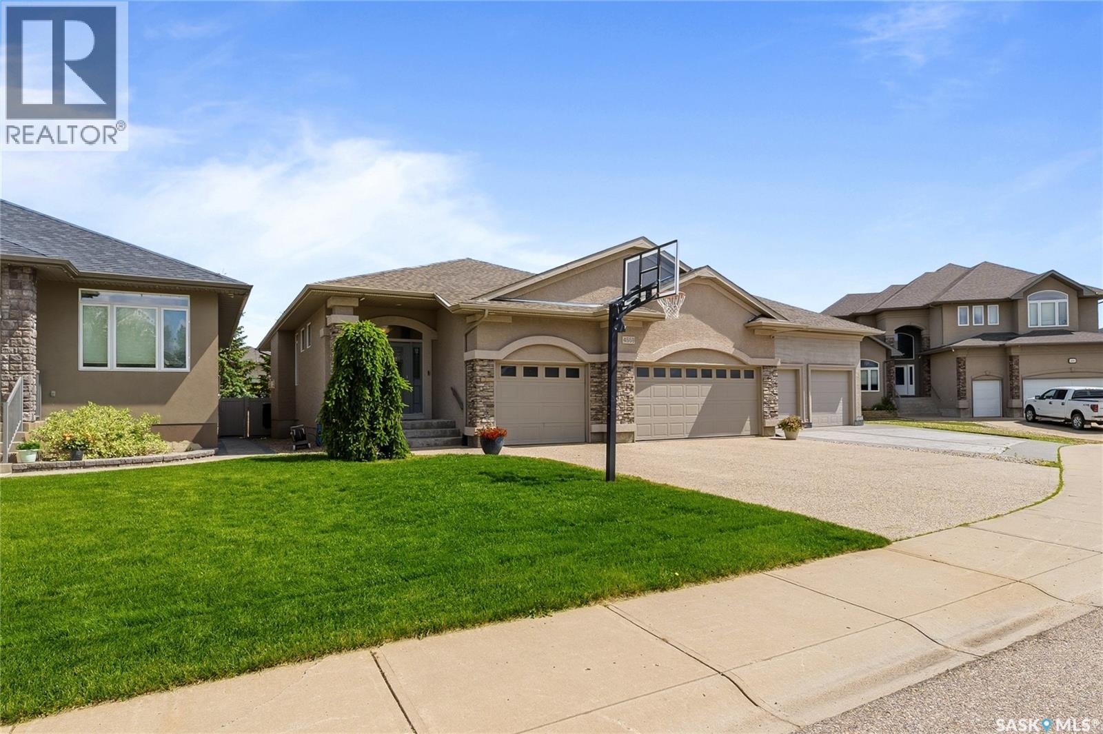 4559 Cudmore Crescent, Regina, Saskatchewan  S4X 0B7 - Photo 3 - SK040558