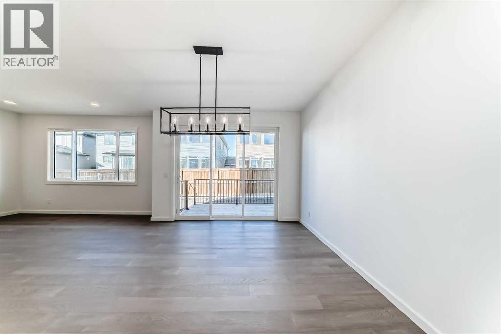 48 Creekside Path Sw, Calgary, Alberta  T2X 5W1 - Photo 15 - A2323546