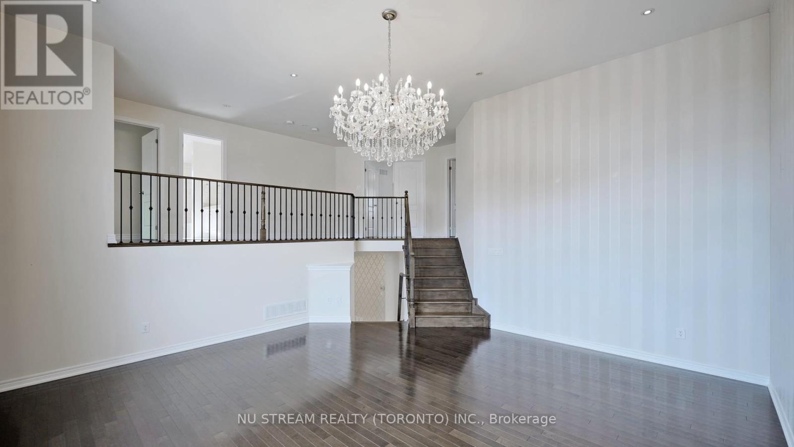 73 Serano Crescent, Richmond Hill, Ontario  L4E 0R8 - Photo 20 - N13493206