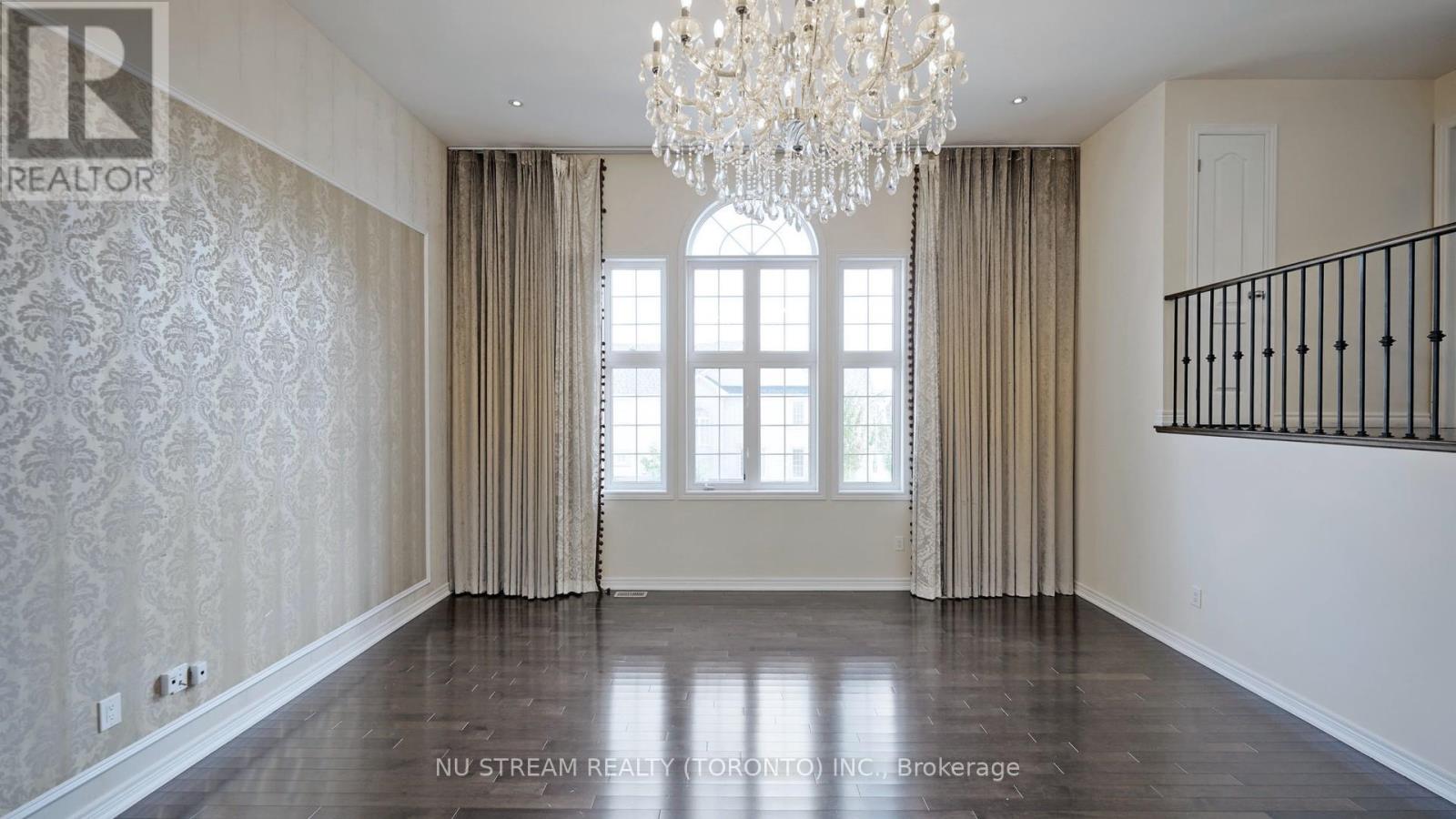 73 Serano Crescent, Richmond Hill, Ontario  L4E 0R8 - Photo 18 - N13493206