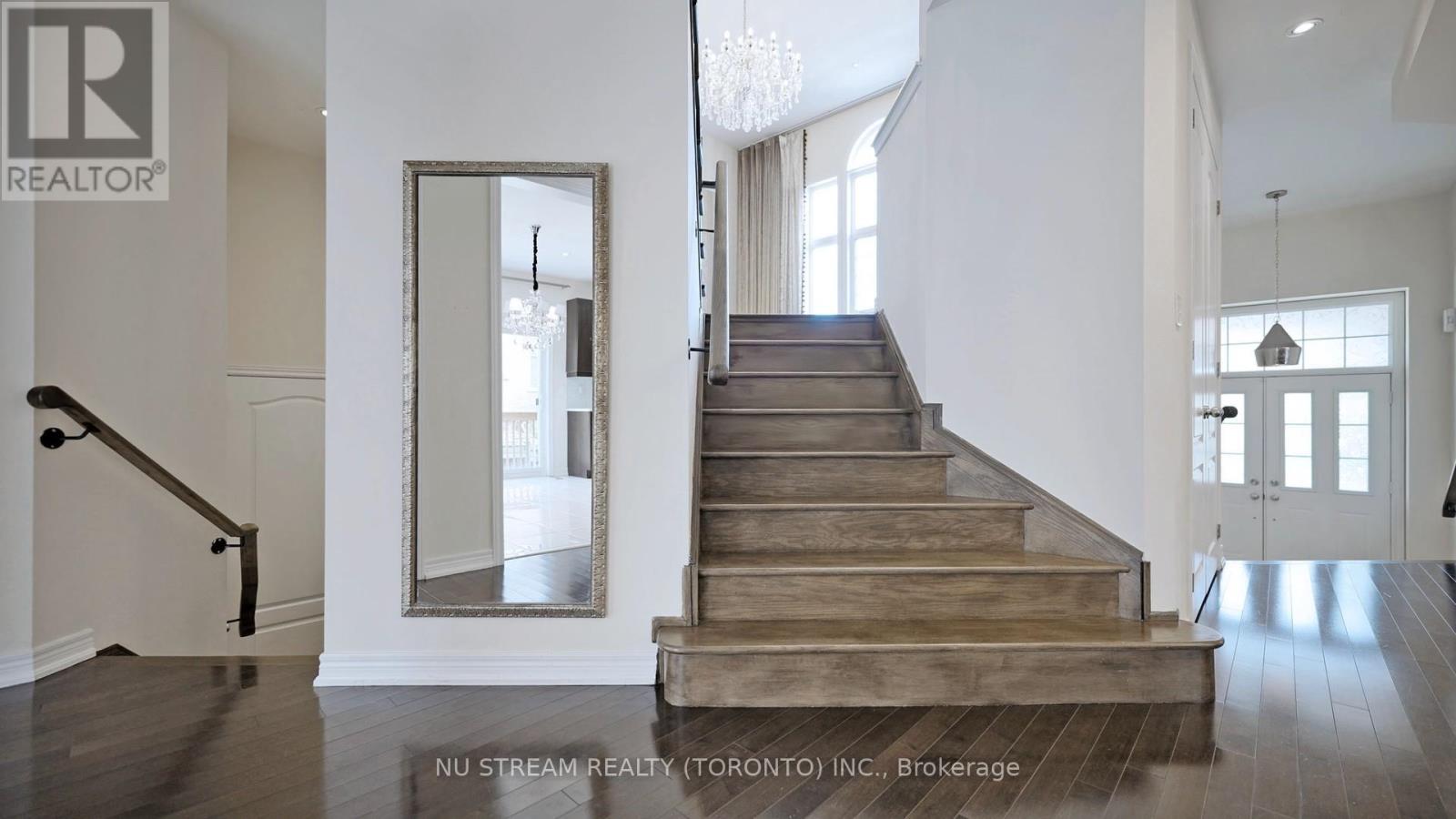 73 Serano Crescent, Richmond Hill, Ontario  L4E 0R8 - Photo 14 - N13493206