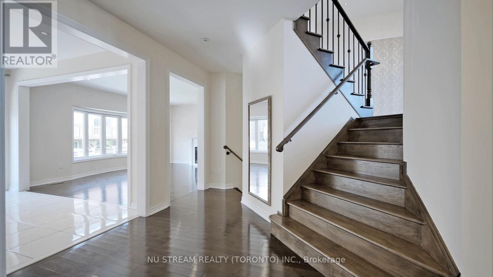 73 Serano Crescent, Richmond Hill, Ontario  L4E 0R8 - Photo 15 - N13493206