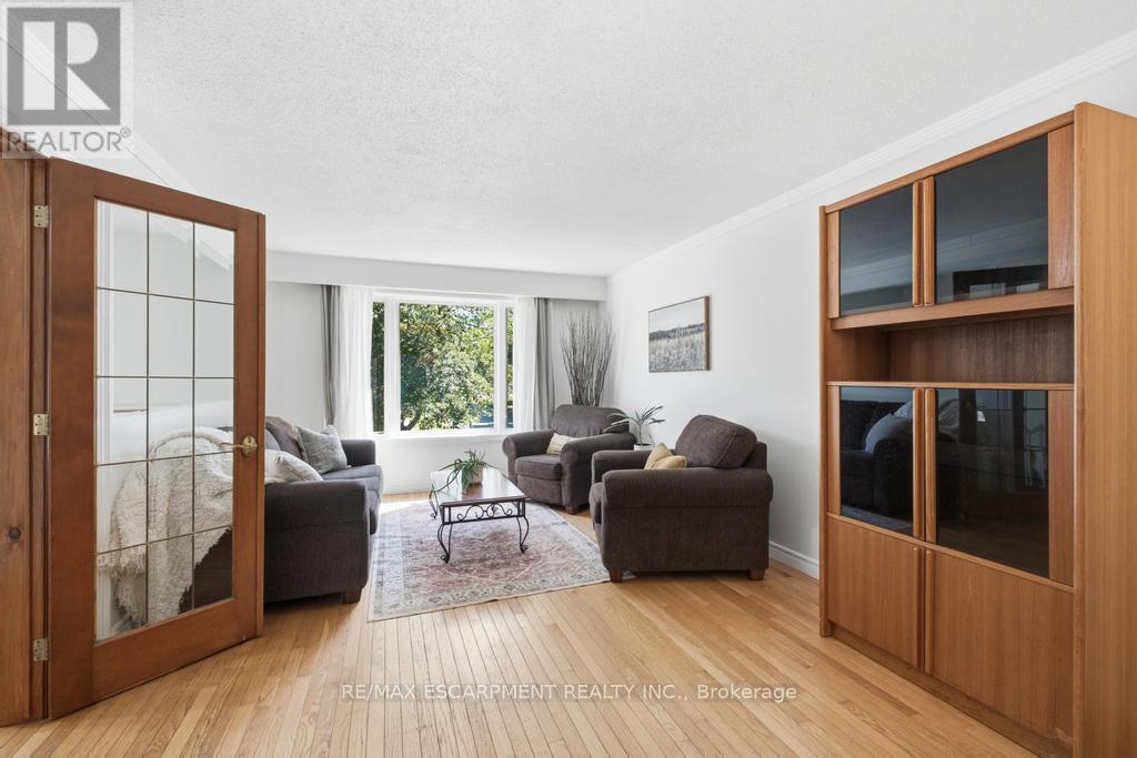 14 Gateway Drive, Guelph, Ontario  N1H 6W8 - Photo 7 - X13493244