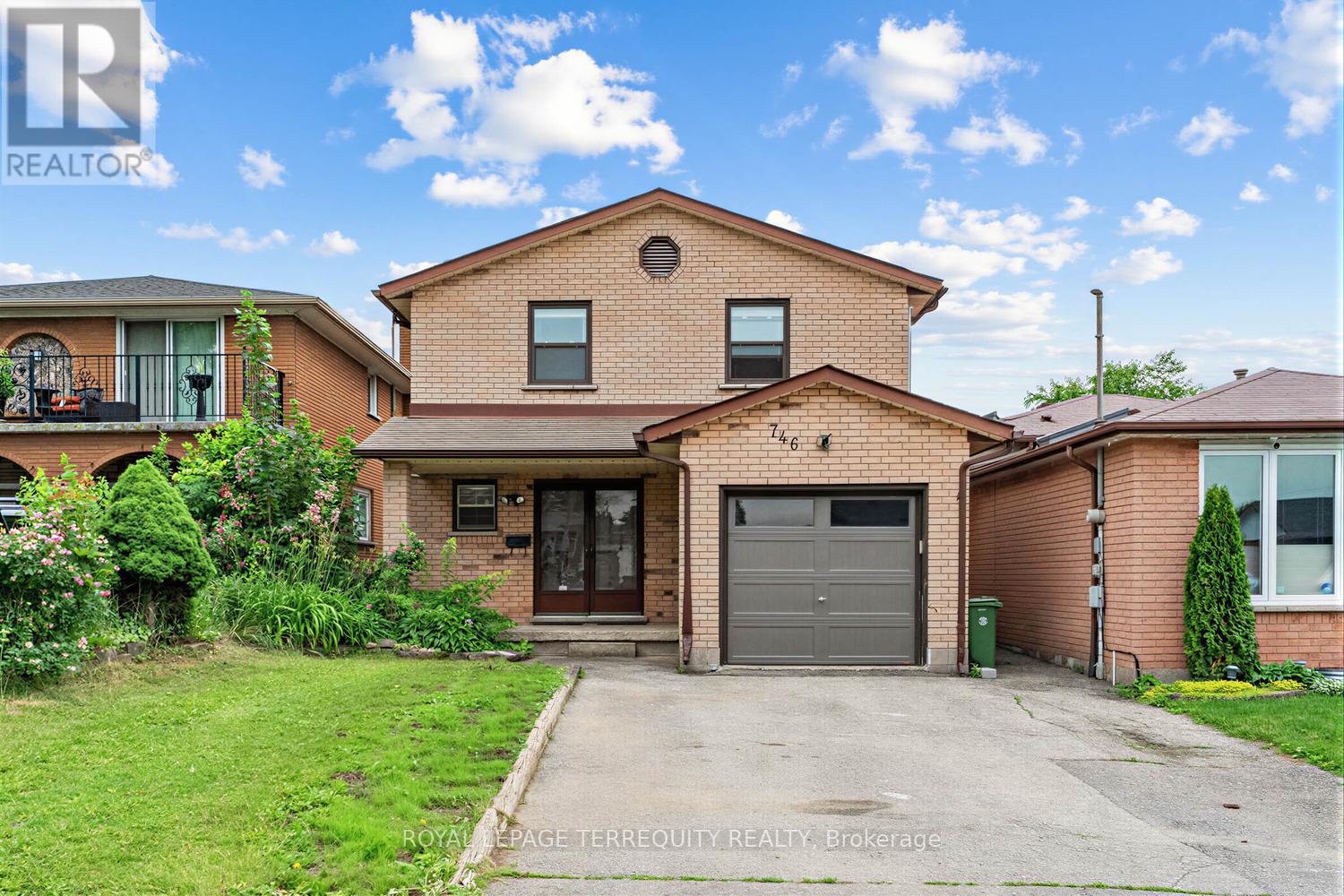 746 LIMERIDGE ROAD E, Hamilton, Ontario