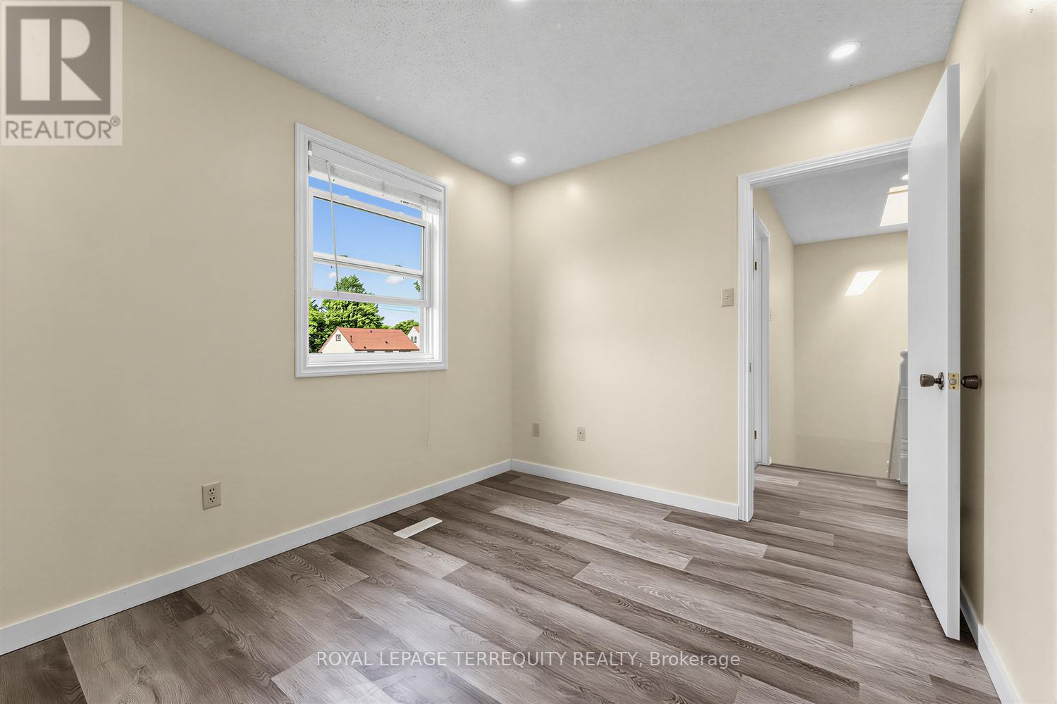746 Limeridge Road E, Hamilton, Ontario  L8W 1A3 - Photo 11 - X13493372