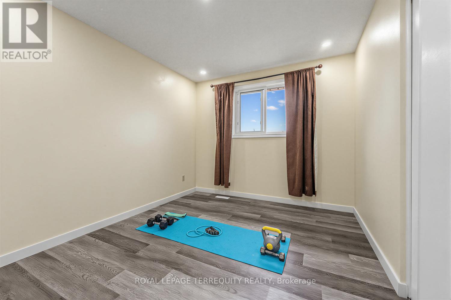 746 Limeridge Road E, Hamilton, Ontario  L8W 1A3 - Photo 12 - X13493372