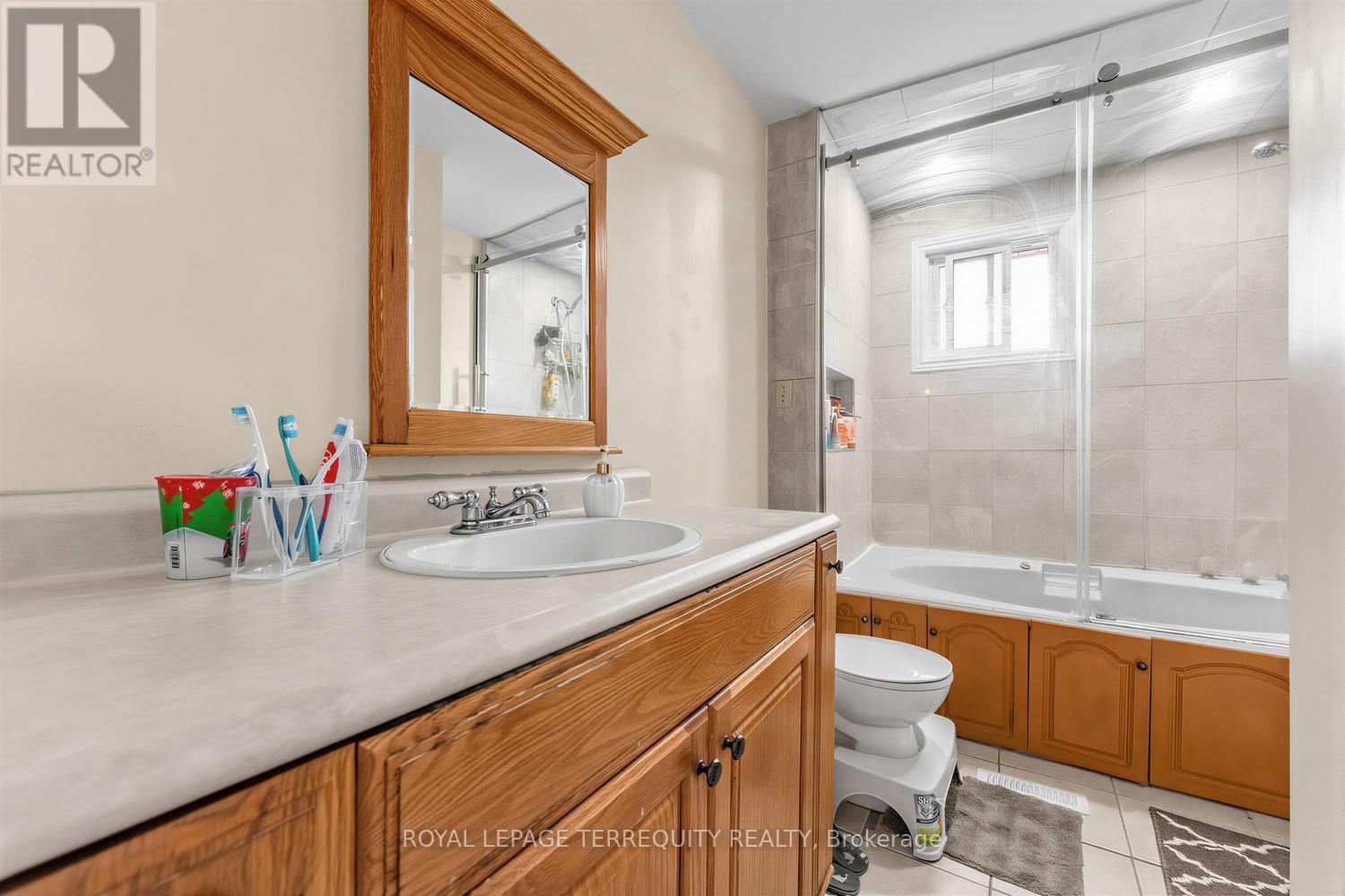746 Limeridge Road E, Hamilton, Ontario  L8W 1A3 - Photo 13 - X13493372