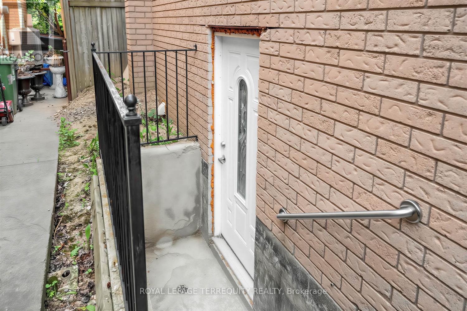 746 Limeridge Road E, Hamilton, Ontario  L8W 1A3 - Photo 14 - X13493372