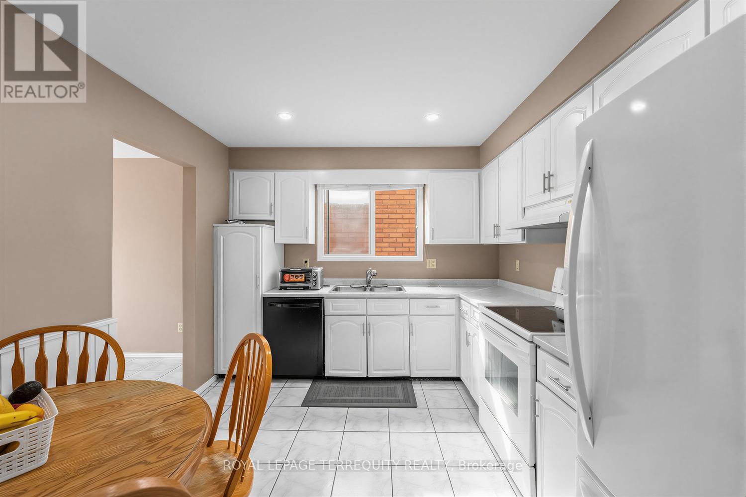 746 Limeridge Road E, Hamilton, Ontario  L8W 1A3 - Photo 7 - X13493372