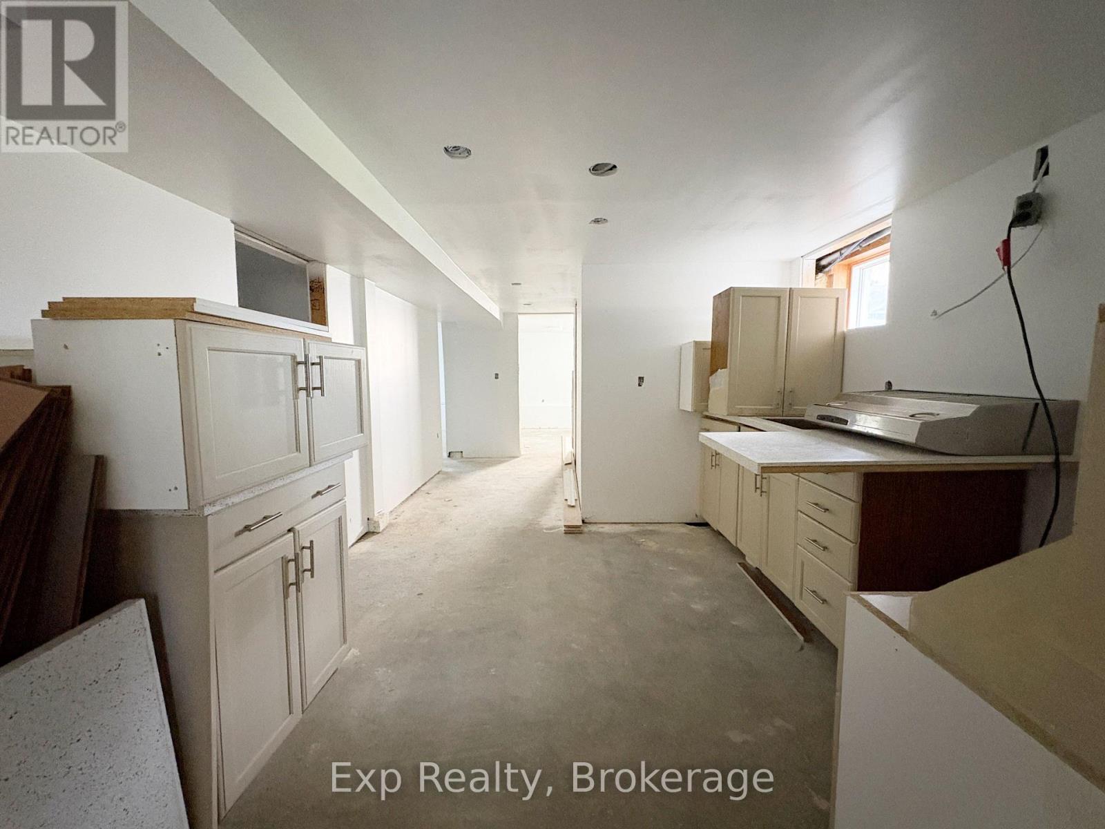 15 Redden Street, Kingston, Ontario  K7M 4K9 - Photo 11 - X13493440