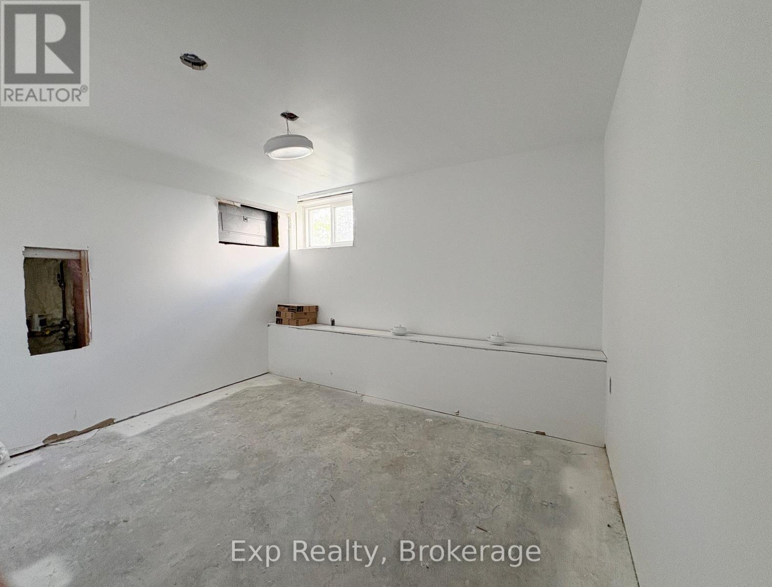 15 Redden Street, Kingston, Ontario  K7M 4K9 - Photo 14 - X13493440