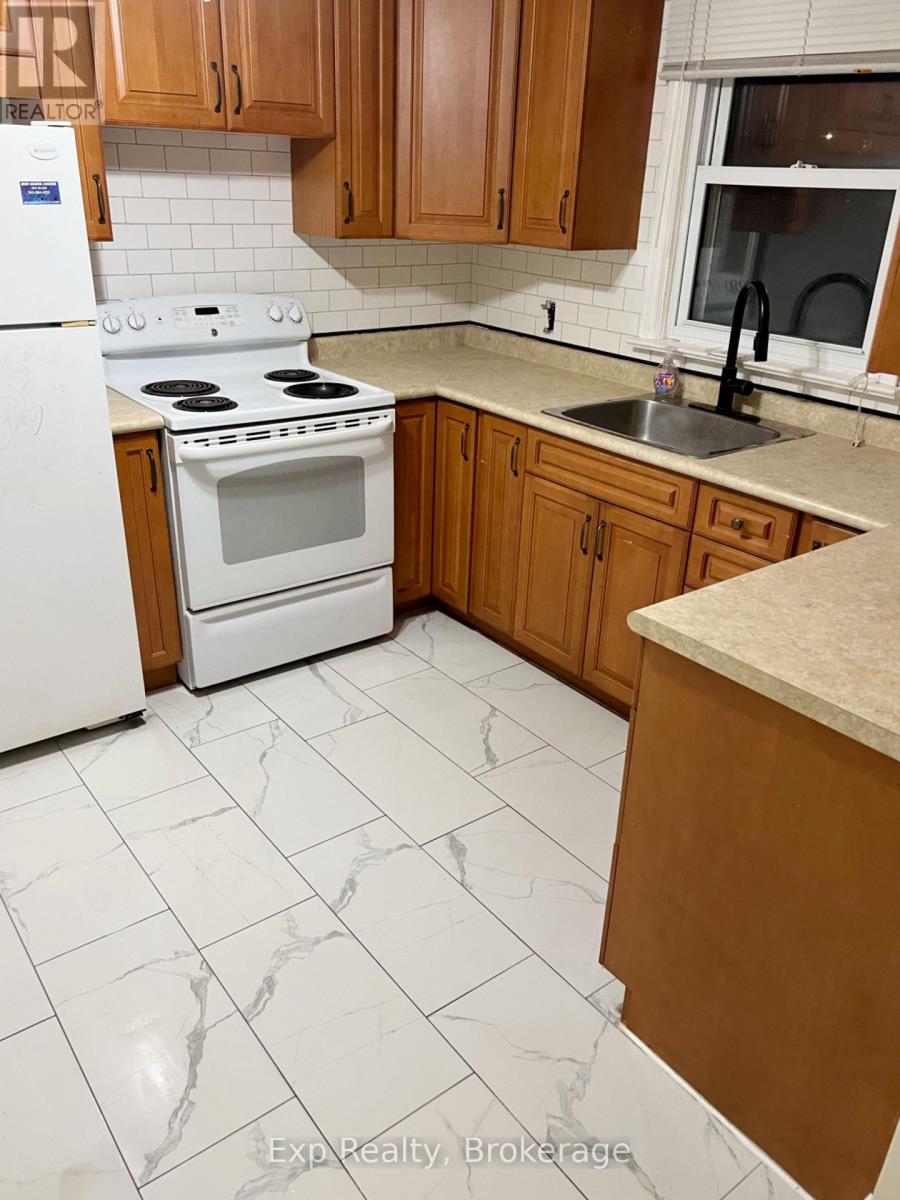 15 Redden Street, Kingston, Ontario  K7M 4K9 - Photo 4 - X13493440