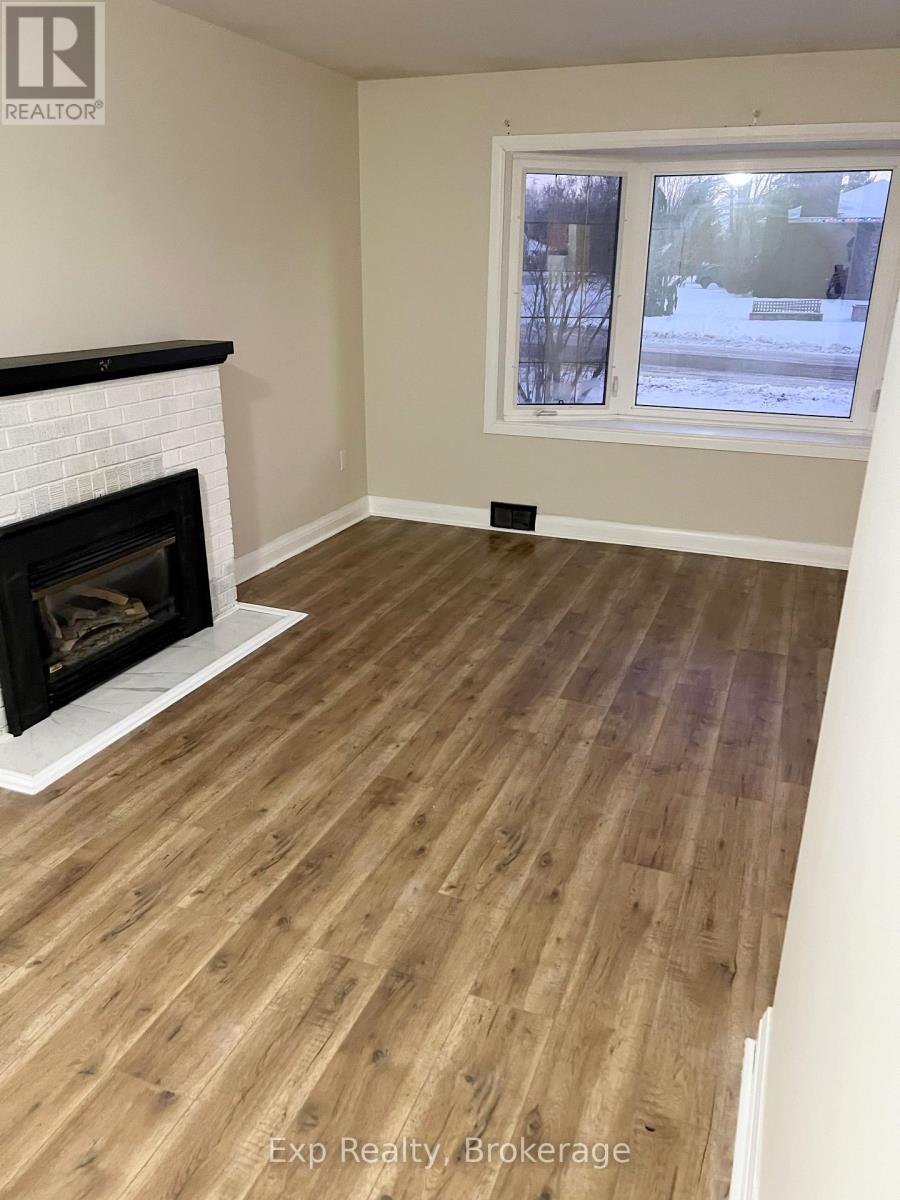 15 Redden Street, Kingston, Ontario  K7M 4K9 - Photo 6 - X13493440