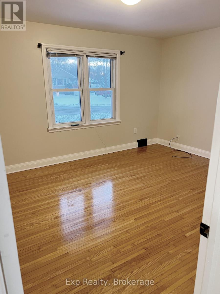 15 Redden Street, Kingston, Ontario  K7M 4K9 - Photo 7 - X13493440