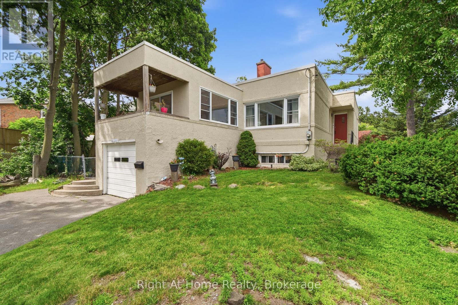 16 Oriole Park Avenue, Belleville, Ontario  K8N 4C7 - Photo 40 - X13493630