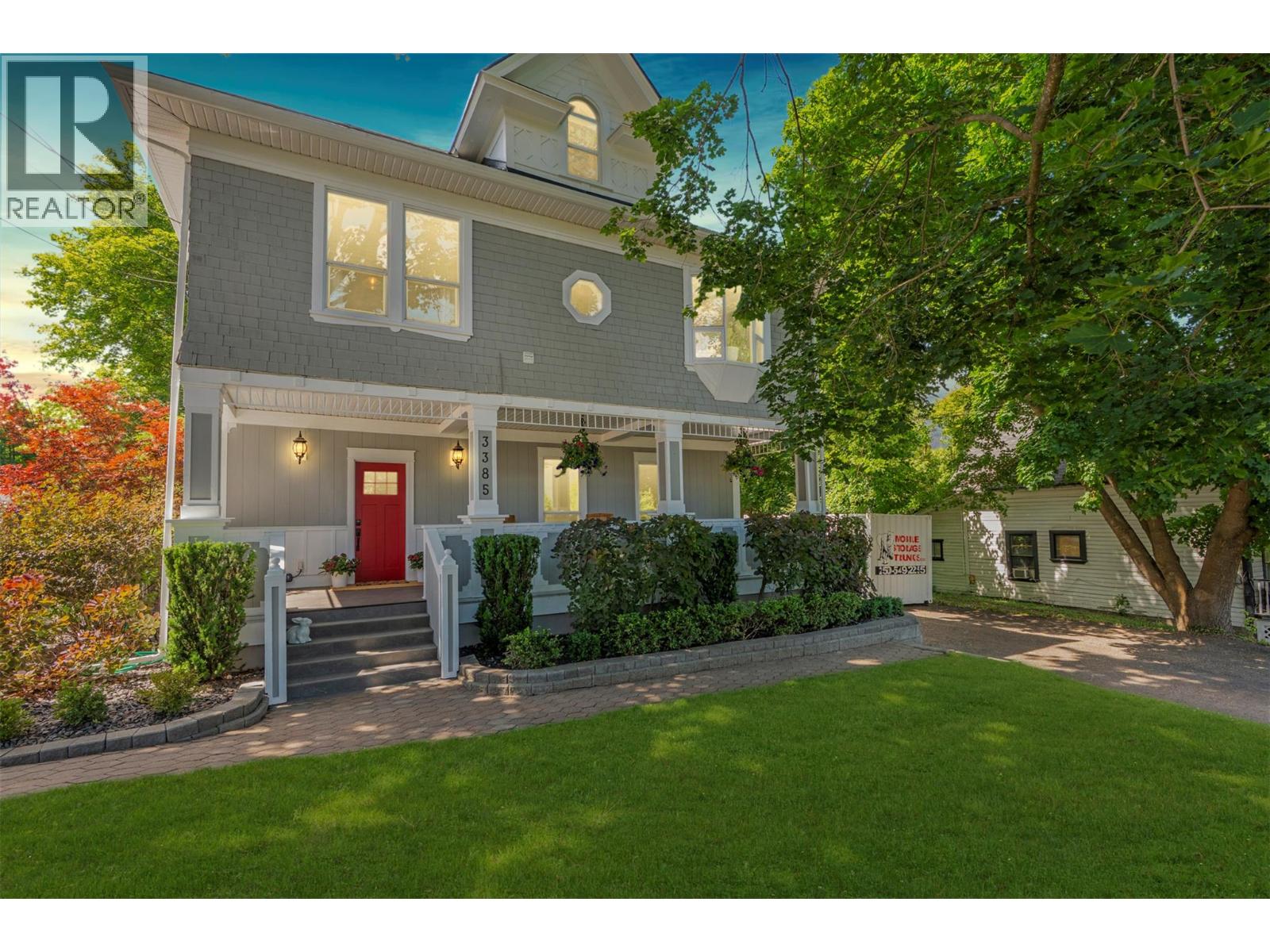 3385 Patterson Street, Armstrong