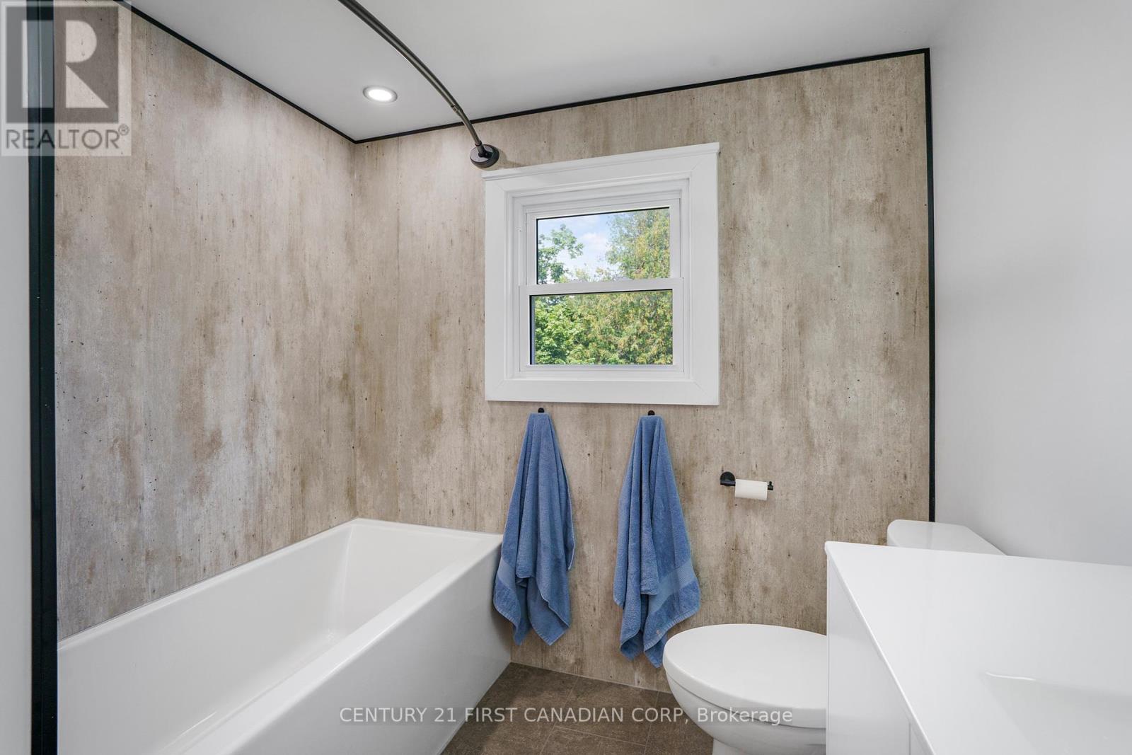 9 O'brien Drive, Chatham-Kent, Ontario  N7M 2E5 - Photo 37 - X13493576