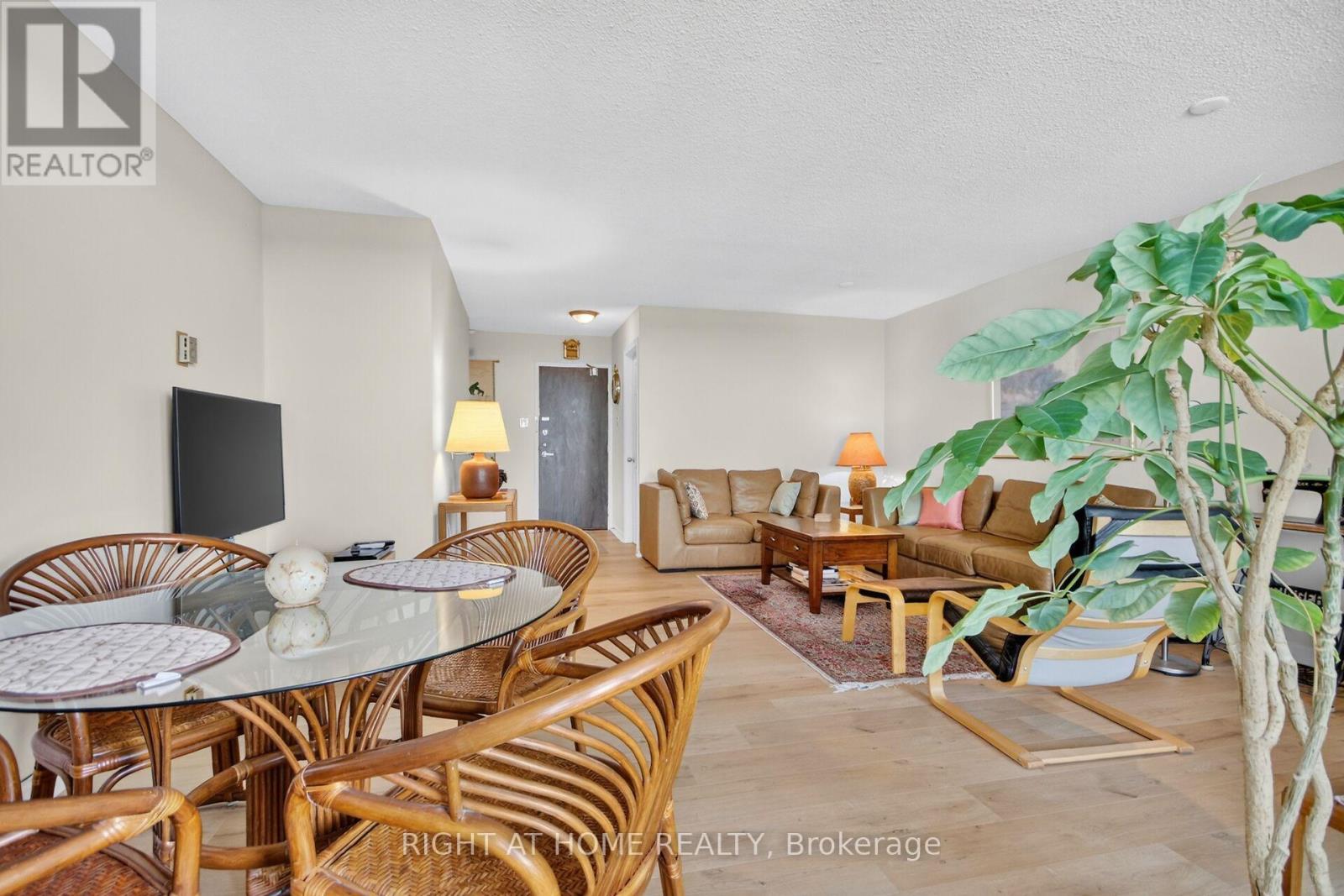 2204 - 1785 Riverside Drive, Ottawa, Ontario  K1G 3T7 - Photo 9 - X13493508