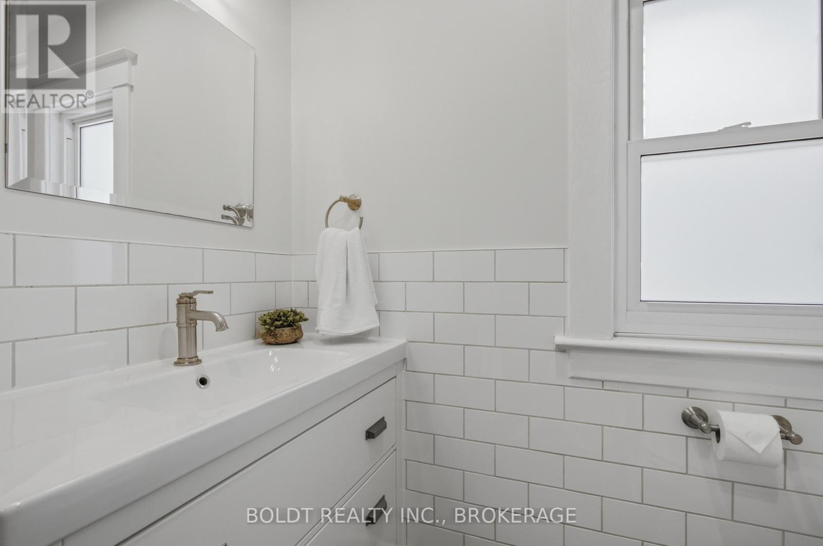 21 Albert Street, St. Catharines, Ontario  L2R 2G6 - Photo 21 - X13493628