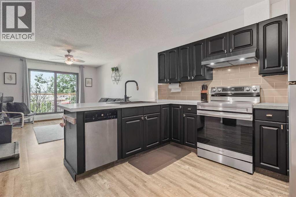 304, 855 Columbia Boulevard W, Lethbridge, Alberta  T1K 4B7 - Photo 13 - A2323645