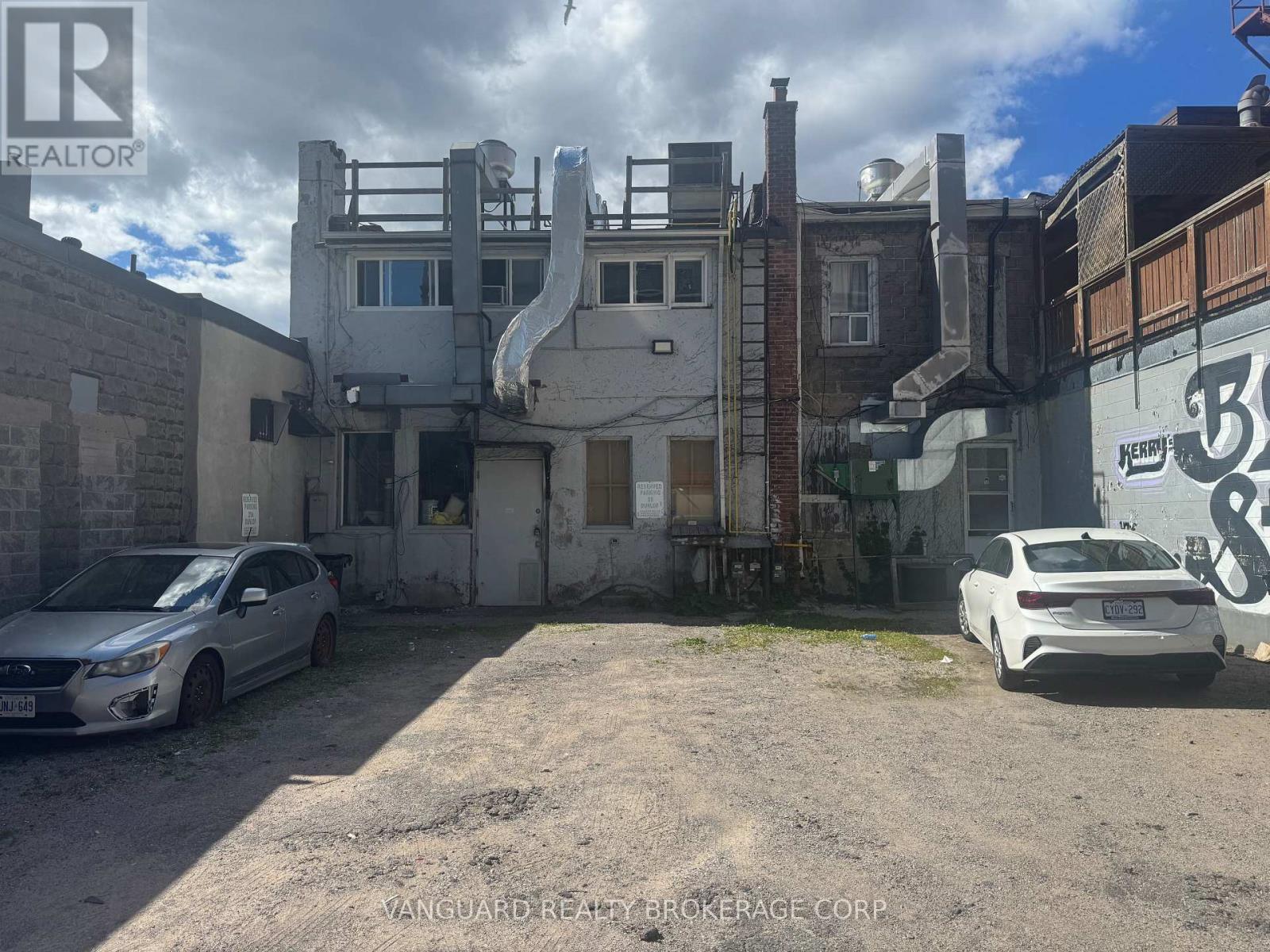 27 Dunlop Street W, Barrie, Ontario  L4N 1A1 - Photo 30 - S13207206