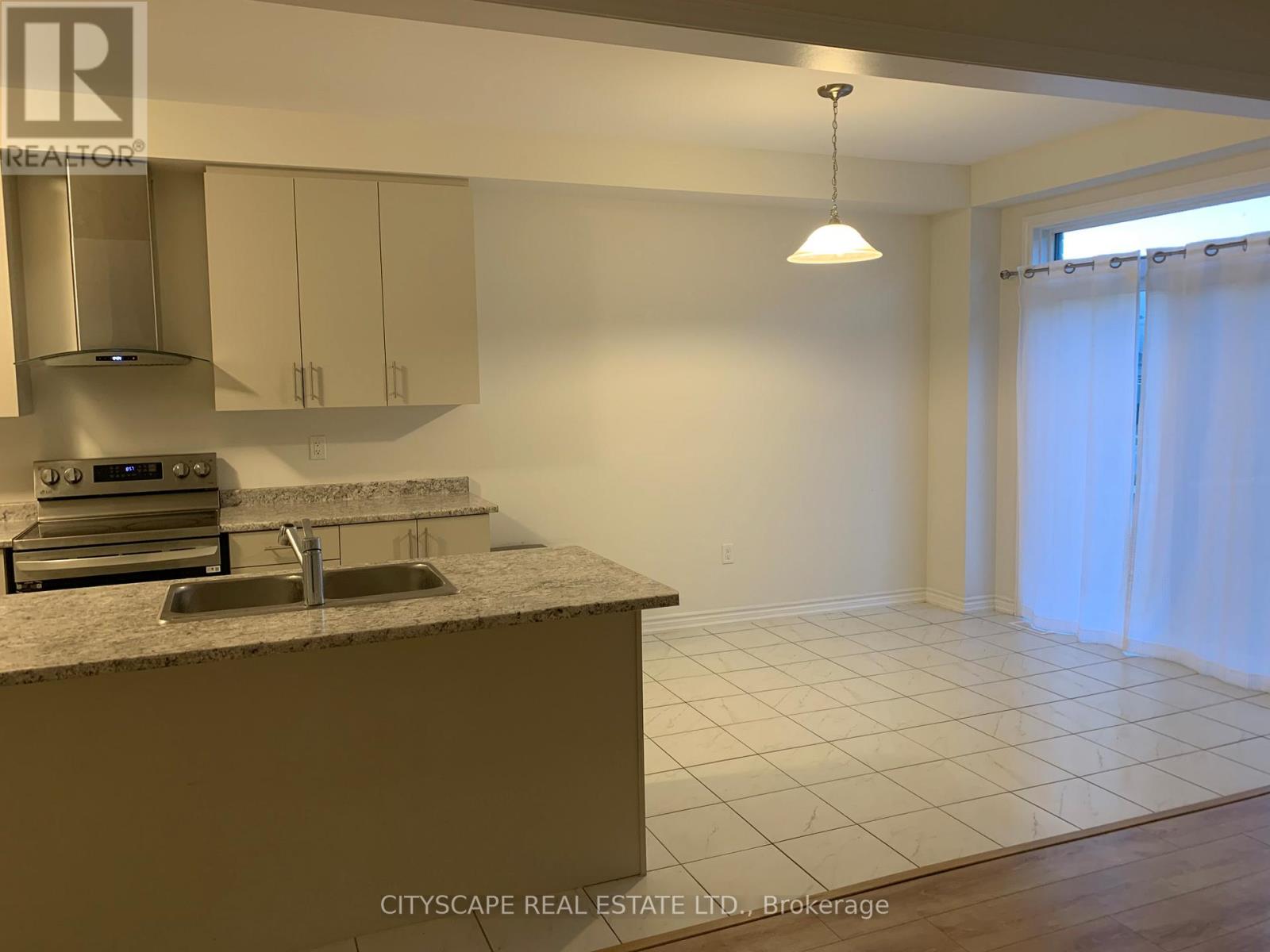 91 Prest Way, Centre Wellington, Ontario  N1M 0K2 - Photo 3 - X13463186