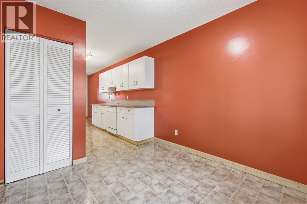 316 84 Avenue SE, Calgary, Alberta  T2H 1N4 - Photo 9 - A2321569