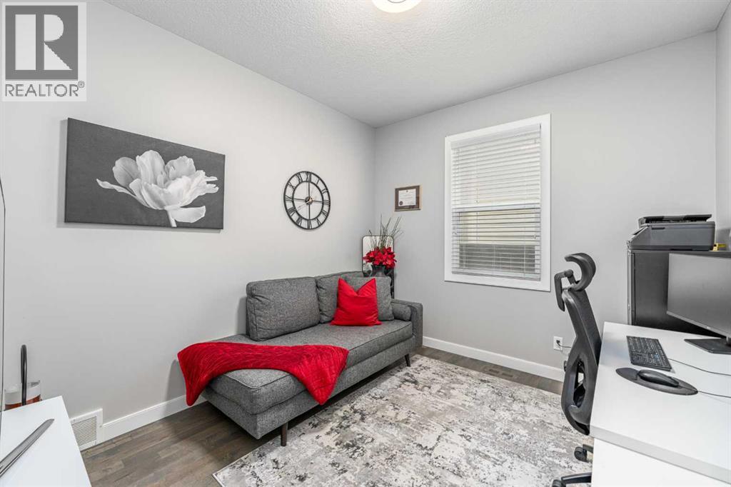 141 Copperpond Bay Se, Calgary, Alberta  T2Z 0R2 - Photo 13 - A2323913