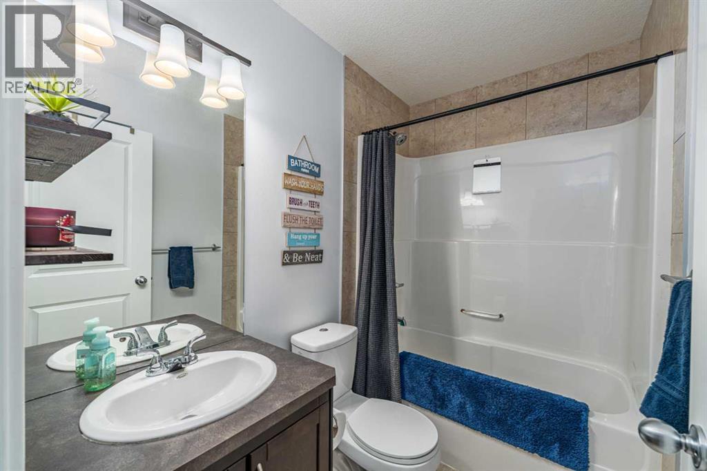 141 Copperpond Bay Se, Calgary, Alberta  T2Z 0R2 - Photo 35 - A2323913